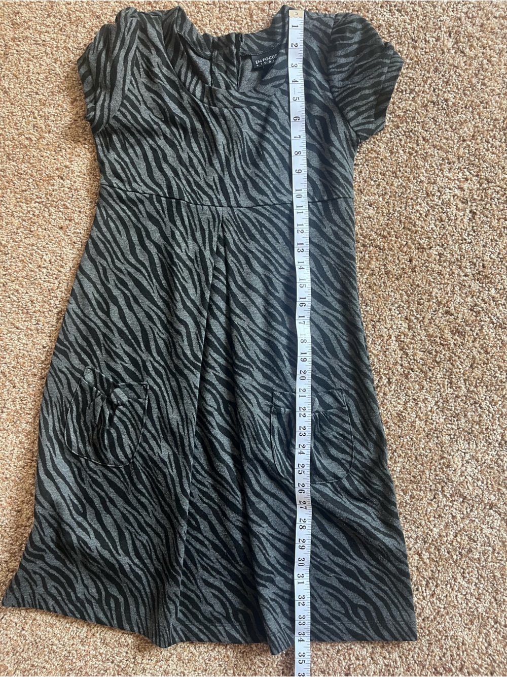 En Focus Studio Zebra Print Fit & Flare Dress Size 4 Chic Career Cocktail - Picture 4 of 6